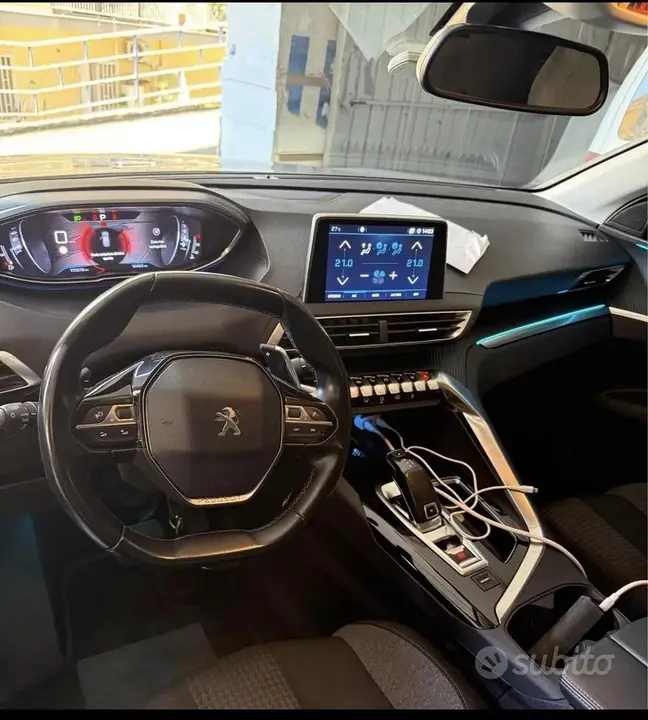 Peugeot 3008 2019 photo 5