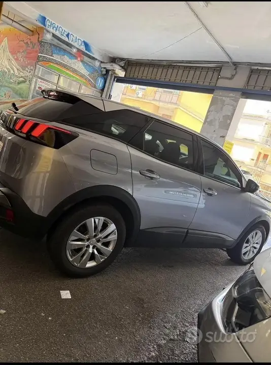 Peugeot 3008 2019 photo 2