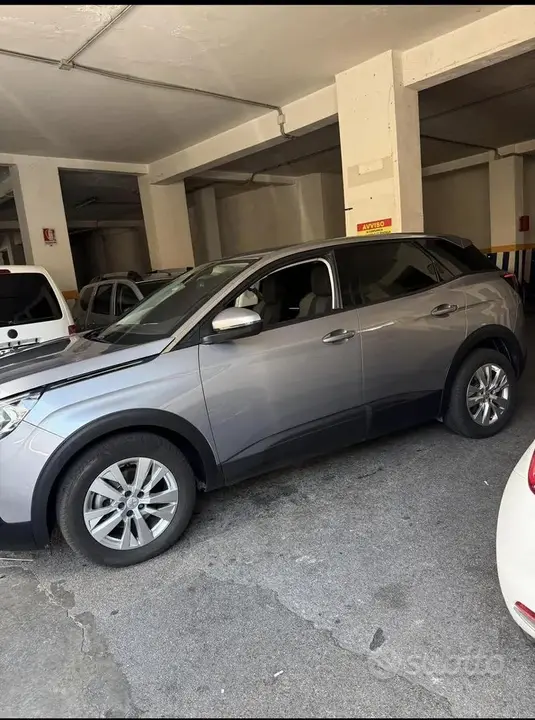 Peugeot 3008 2019 photo 3