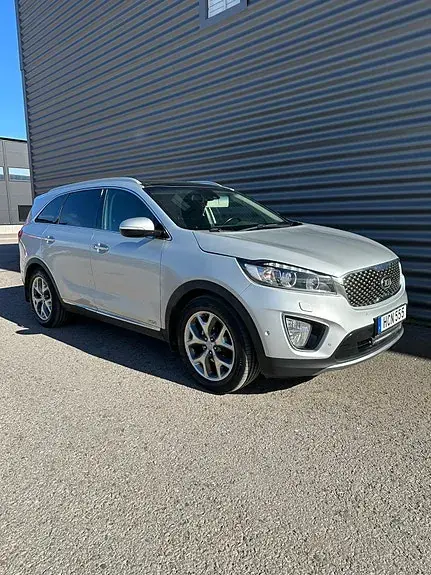 Kia Sorento 2015 photo 2