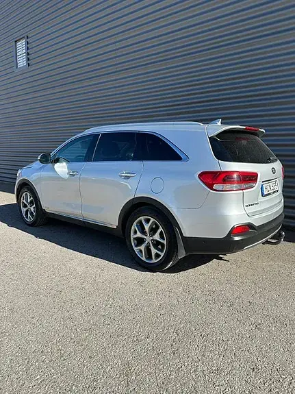 Kia Sorento 2015 photo 3