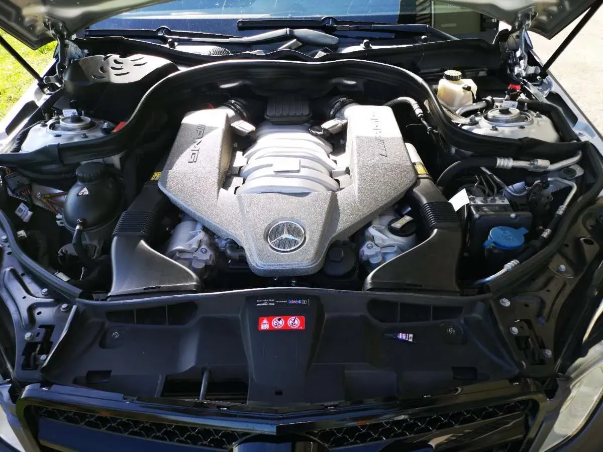 Mercedes-Benz E-Class 2010 photo 3