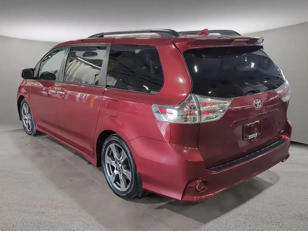Toyota Sienna 2020 photo 4