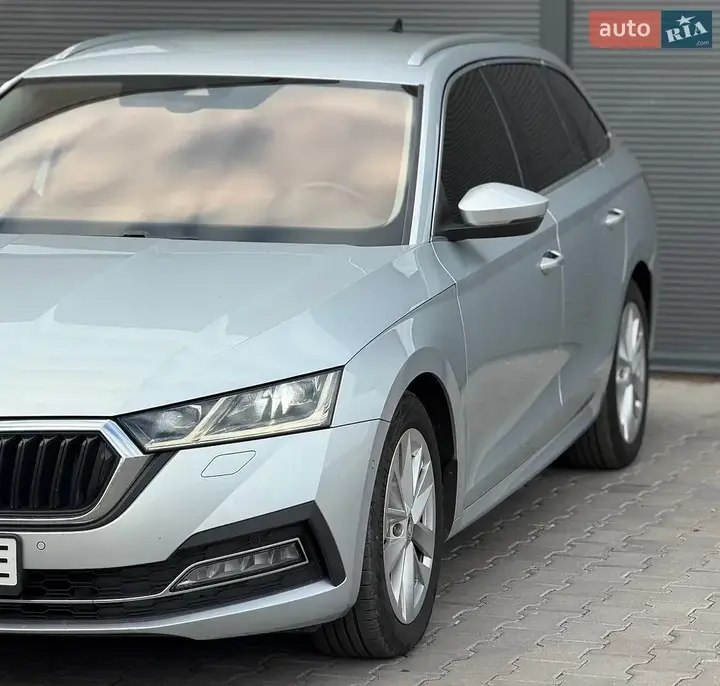 Skoda Octavia 2020 photo 4