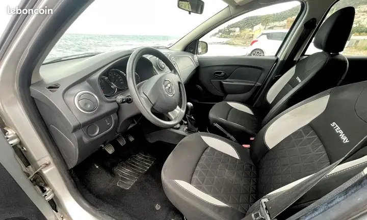 Dacia Sandero 2014 photo 3