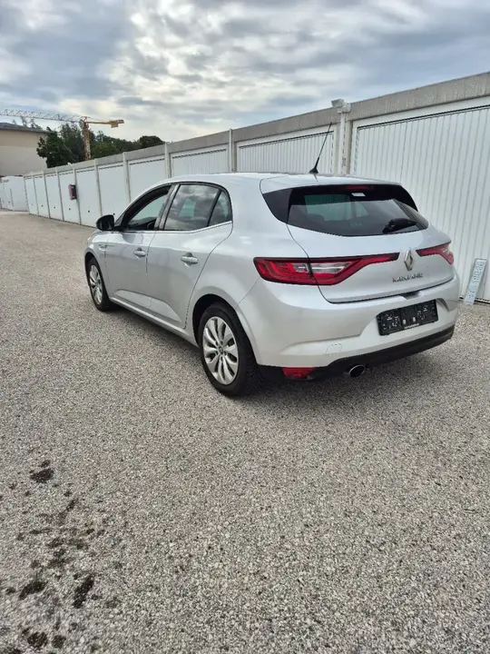 Renault Megane 2016 photo 3