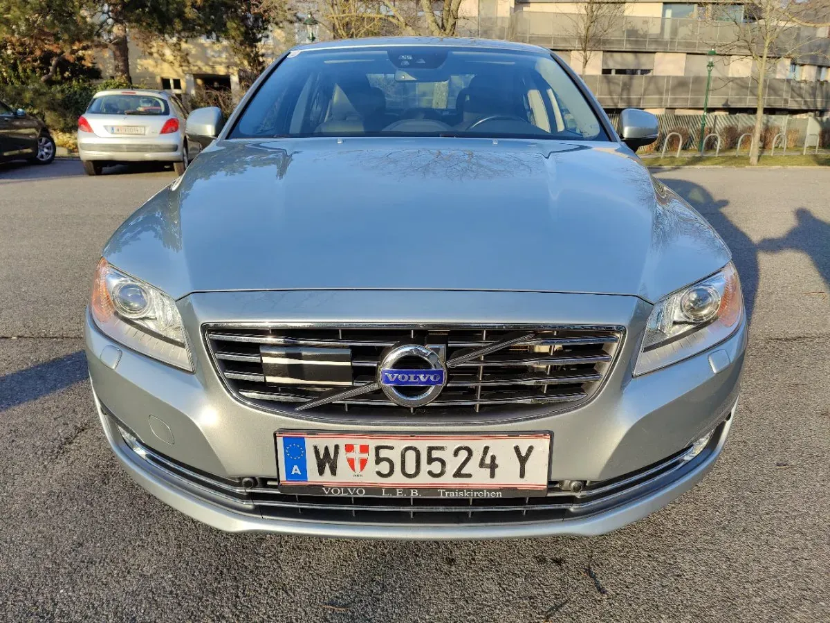 Volvo S80 2013 photo 2