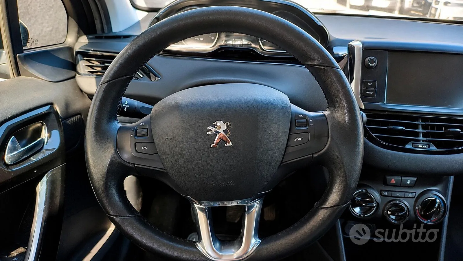Peugeot 208 2019 photo 5