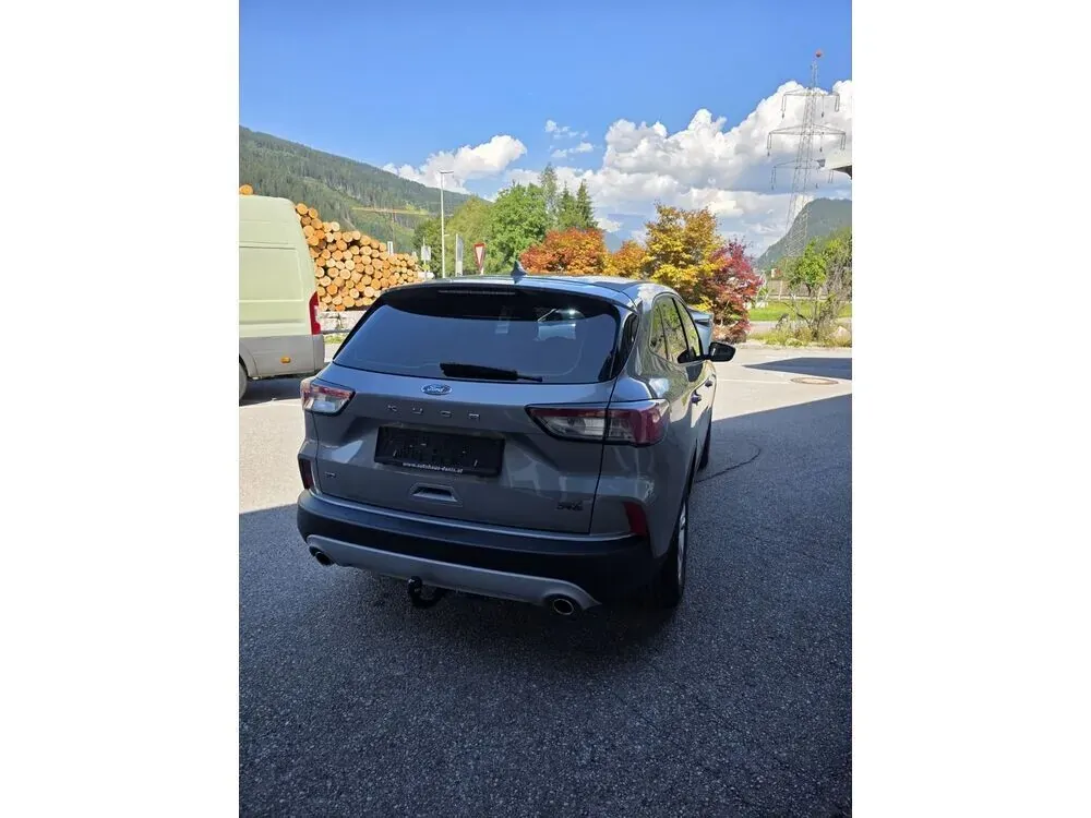 Ford Kuga 2021 photo 3