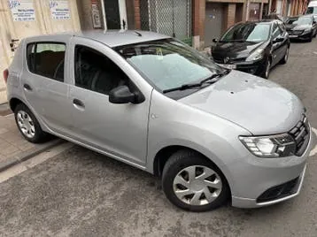 Dacia Sandero 2018 photo 2