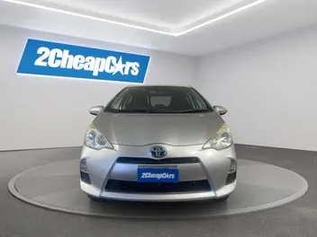 Toyota Aqua 2012 photo 3