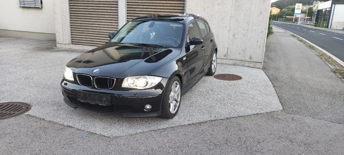 BMW 1 Series 2004 photo 2