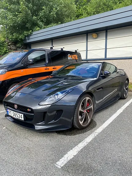 Jaguar F-Type 2017 photo 2