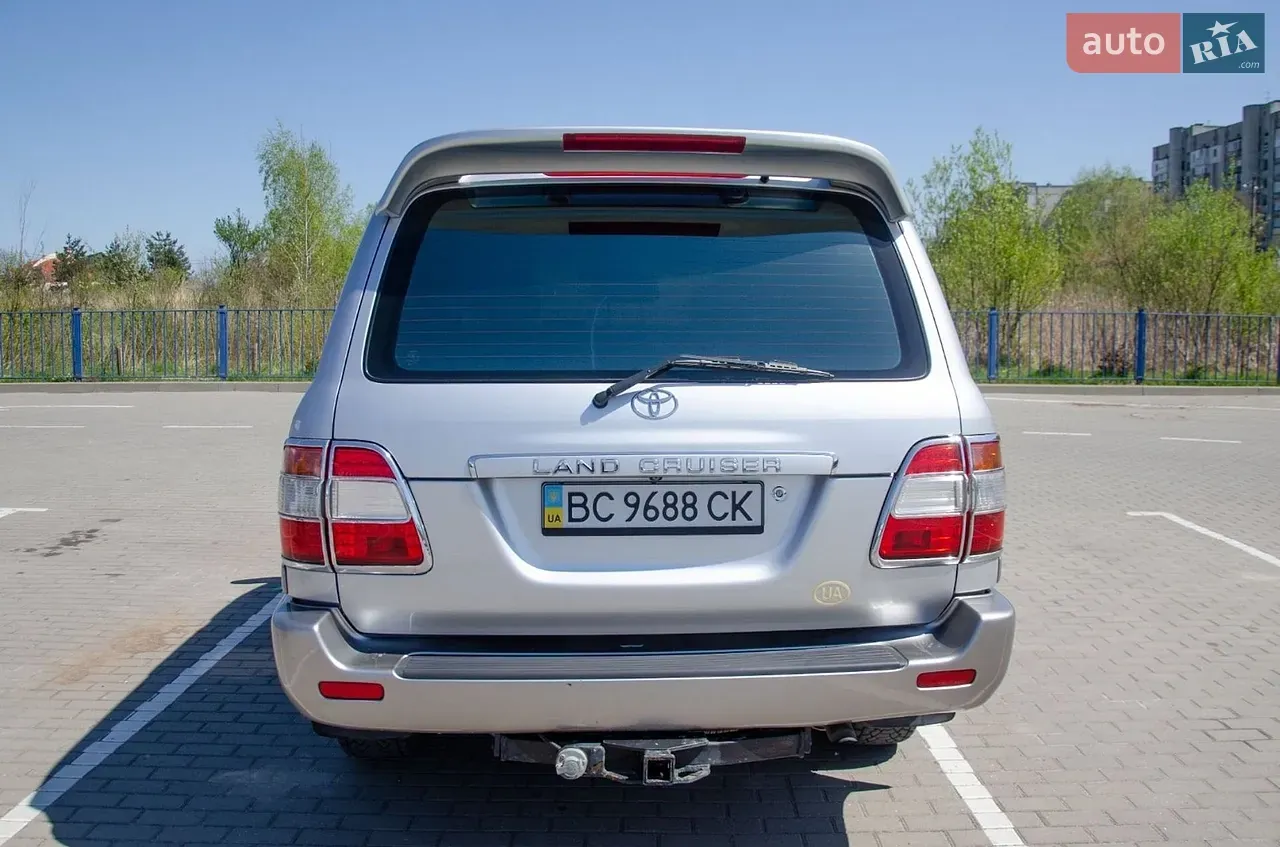 Toyota Land Cruiser 2005 photo 3