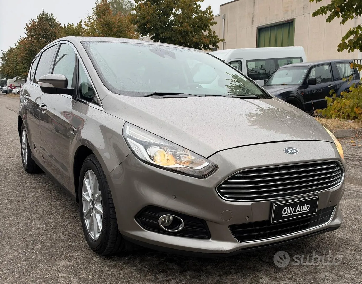 Ford S-Max 2015 photo 2