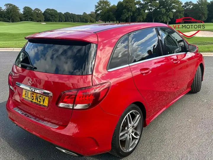 Mercedes-Benz B-Class 2016 photo 3