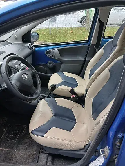Toyota Aygo 2011 photo 3