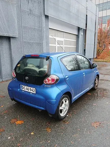 Toyota Aygo 2011 photo 2