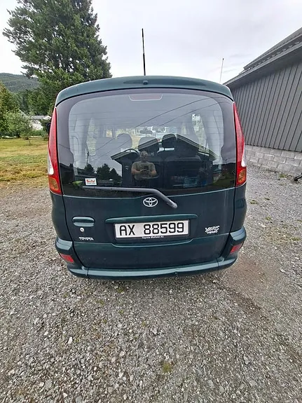 Toyota Yaris 2005 photo 5