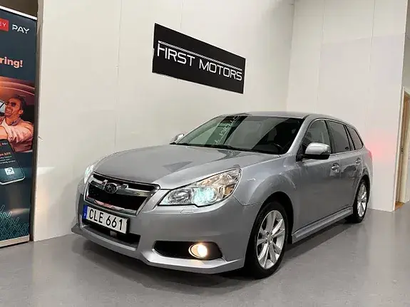Subaru Legacy 2014 photo 2