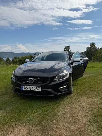Volvo V60 2014 photo 2