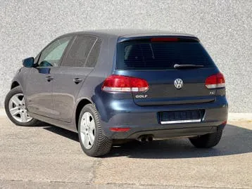 Volkswagen Golf 2010 photo 3
