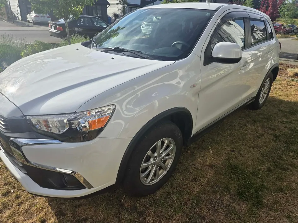 Mitsubishi Rvr 2017 photo 2