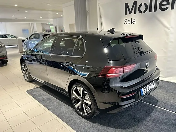 Volkswagen Golf I 2026 photo 5