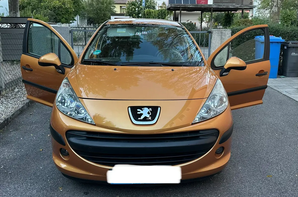 Peugeot 207 2007 photo 2
