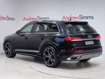 Audi Q7 2020 photo 3