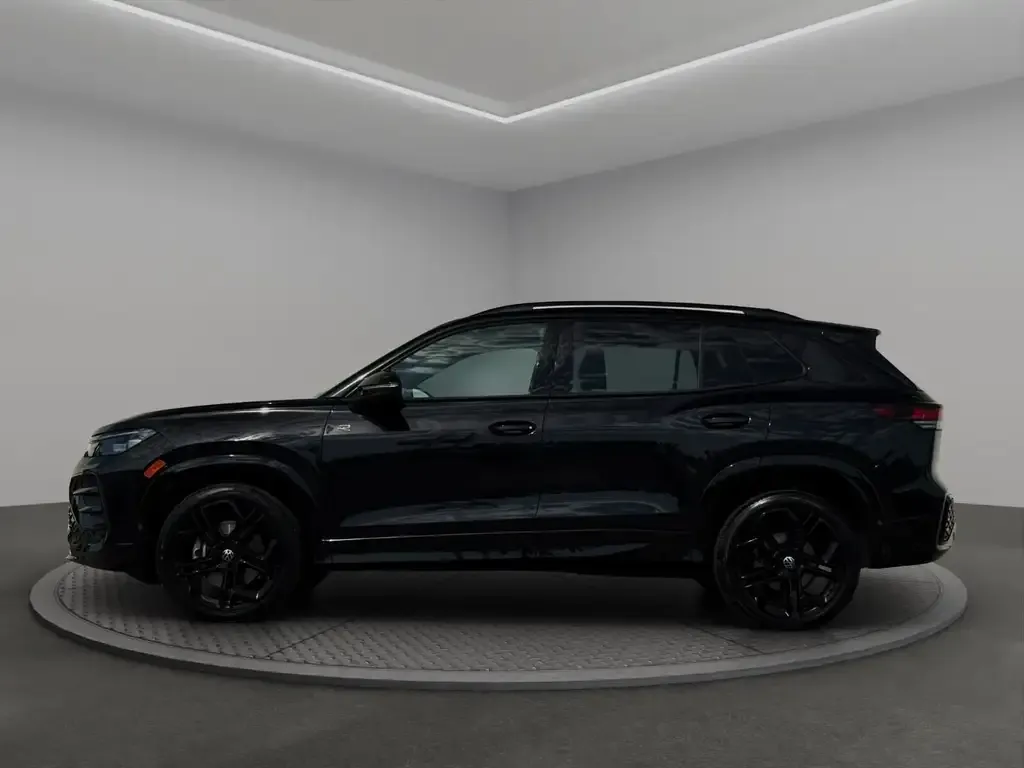 Volkswagen Tiguan 2026 photo 2