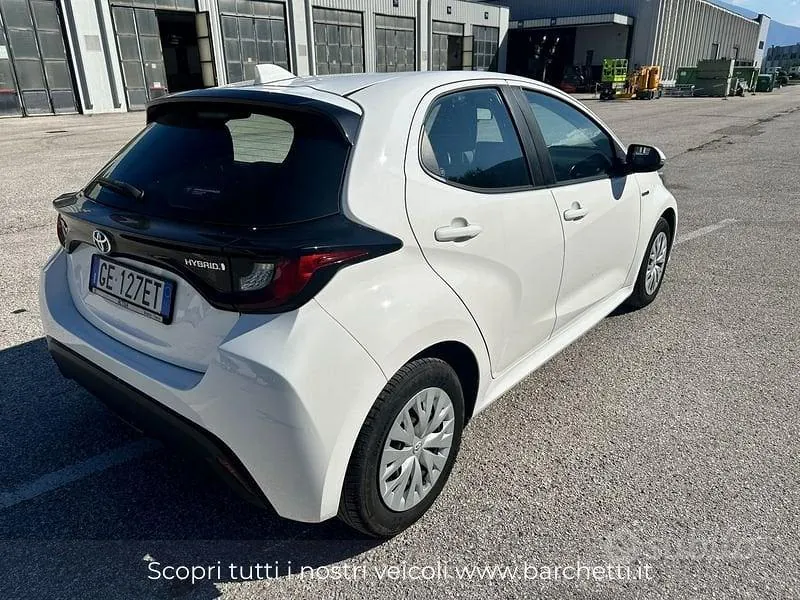 Toyota Yaris 2021 photo 3