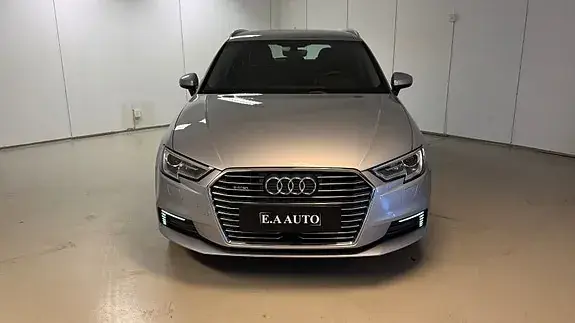 Audi A3 2018 photo 2