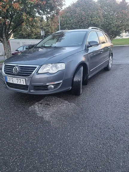 Volkswagen Passat 2010 photo 2