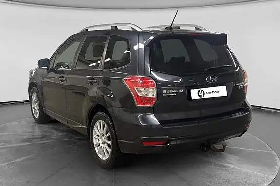 Subaru Forester 2015 photo 3