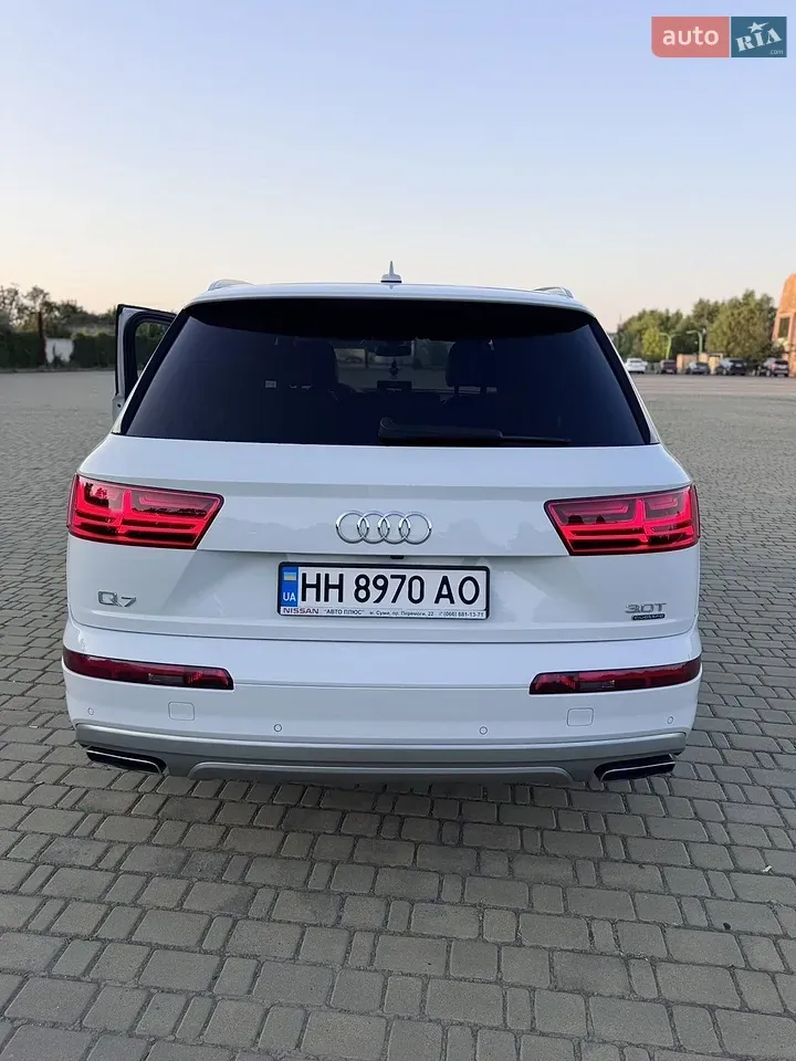 Audi Q7 2016 photo 4