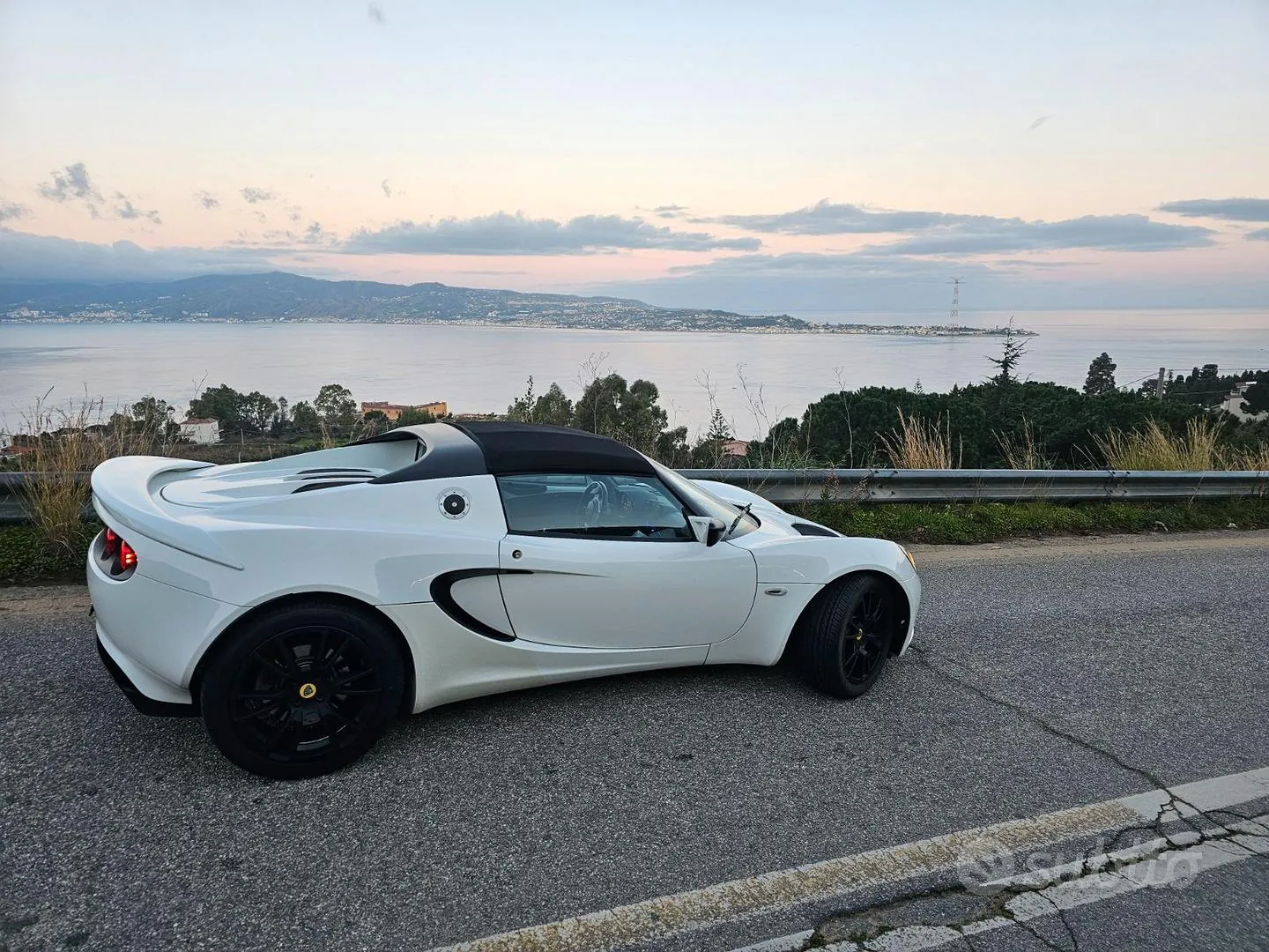 Lotus Elise 2015 photo 5