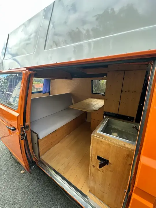 Volkswagen T3 1983 photo 3
