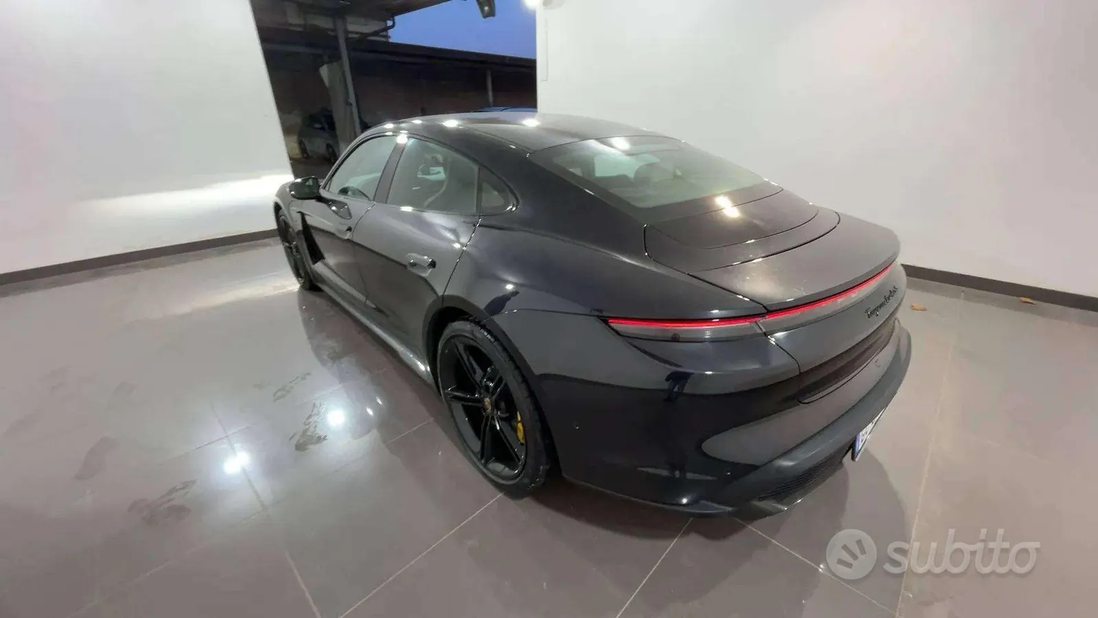 Porsche Taycan 2020 photo 3
