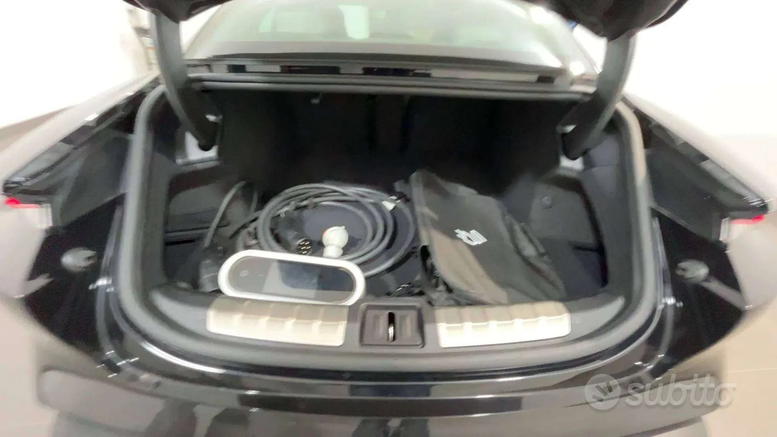 Porsche Taycan 2020 photo 5