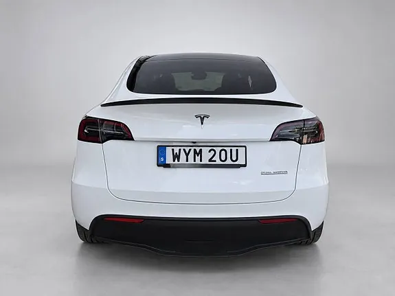 Tesla Model Y 2024 photo 4