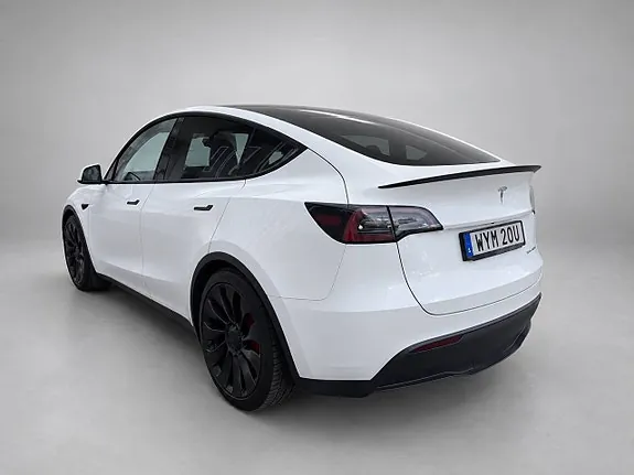 Tesla Model Y 2024 photo 5