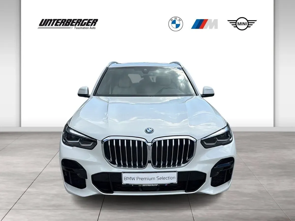 BMW X5 2022 photo 2