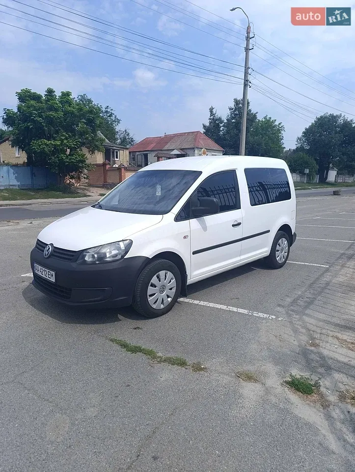 Volkswagen Caddy 2011 photo 2