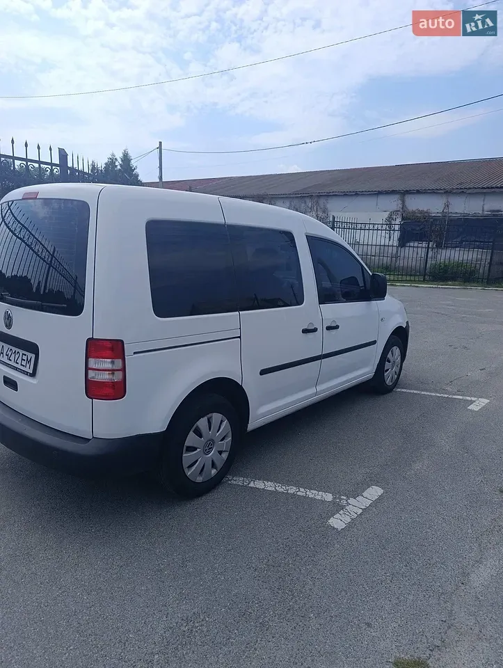 Volkswagen Caddy 2011 photo 5