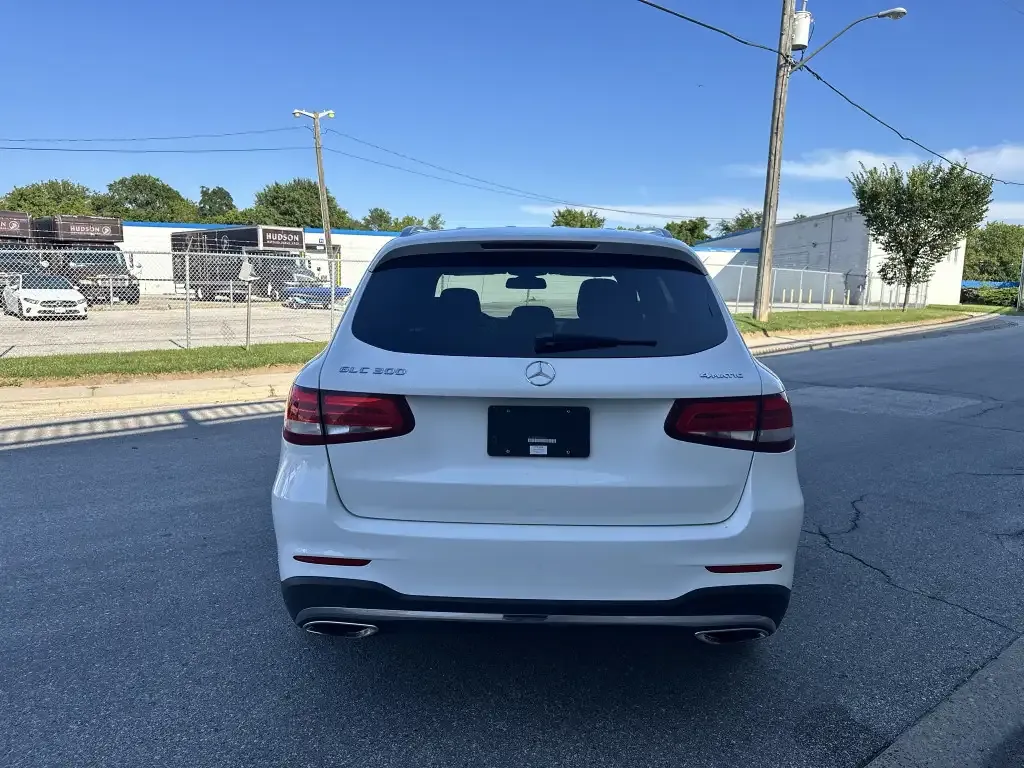 Mercedes-Benz Glc 2017 photo 5
