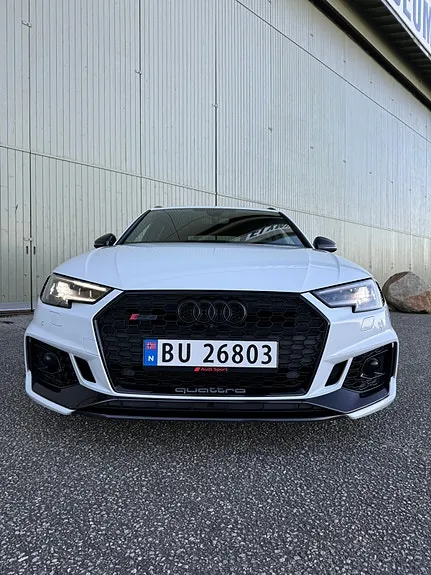 Audi Rs4 2019 photo 3