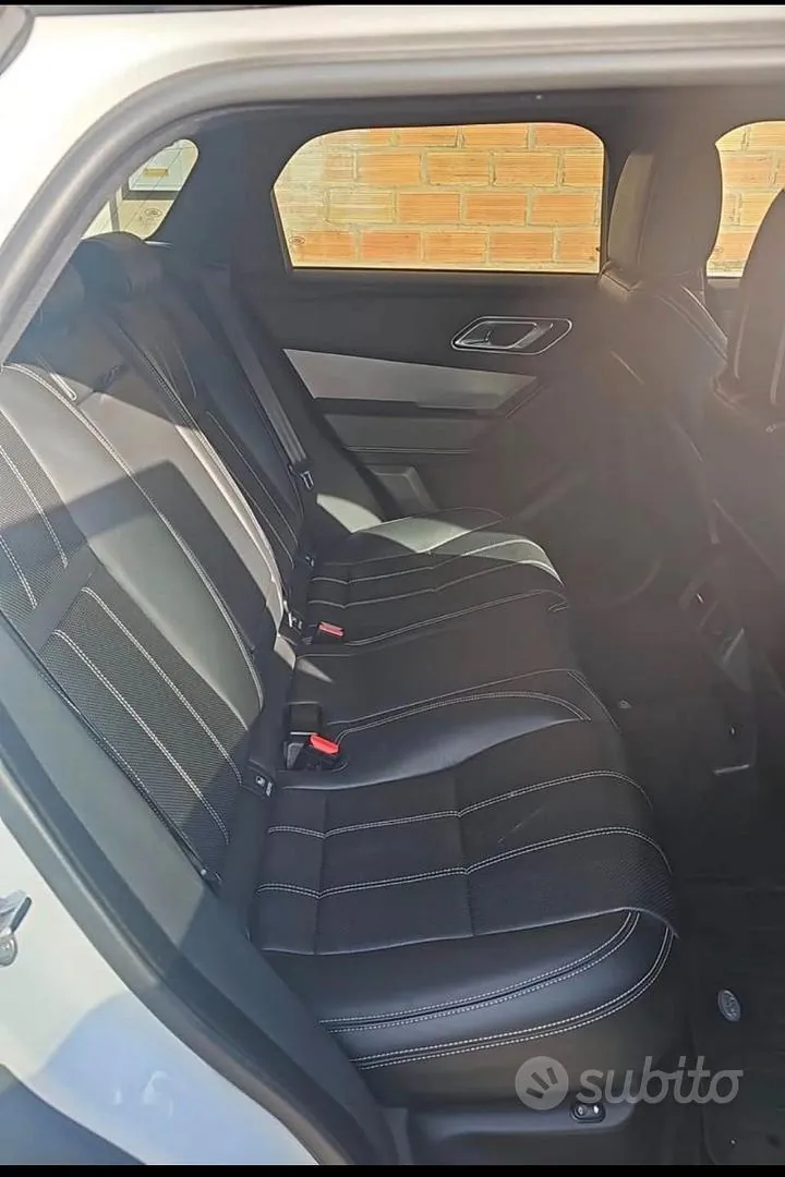 Land Rover Range Rover Velar 2019 photo 4