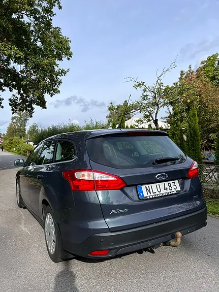 Ford Focus 2014 photo 4