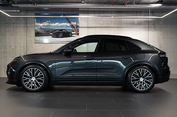 Porsche Macan 2024 photo 2